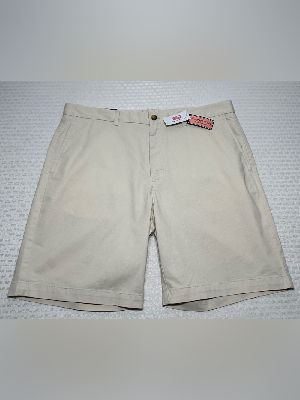 Vineyard Vines 9" Breaker Shorts Men's 38 Beige Khaki Stone Chino Preppy NWT